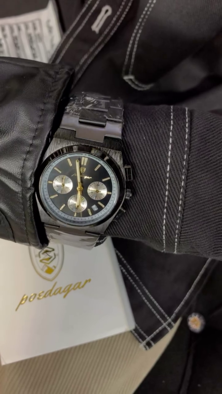 Poedagar chronograph business watch for men.