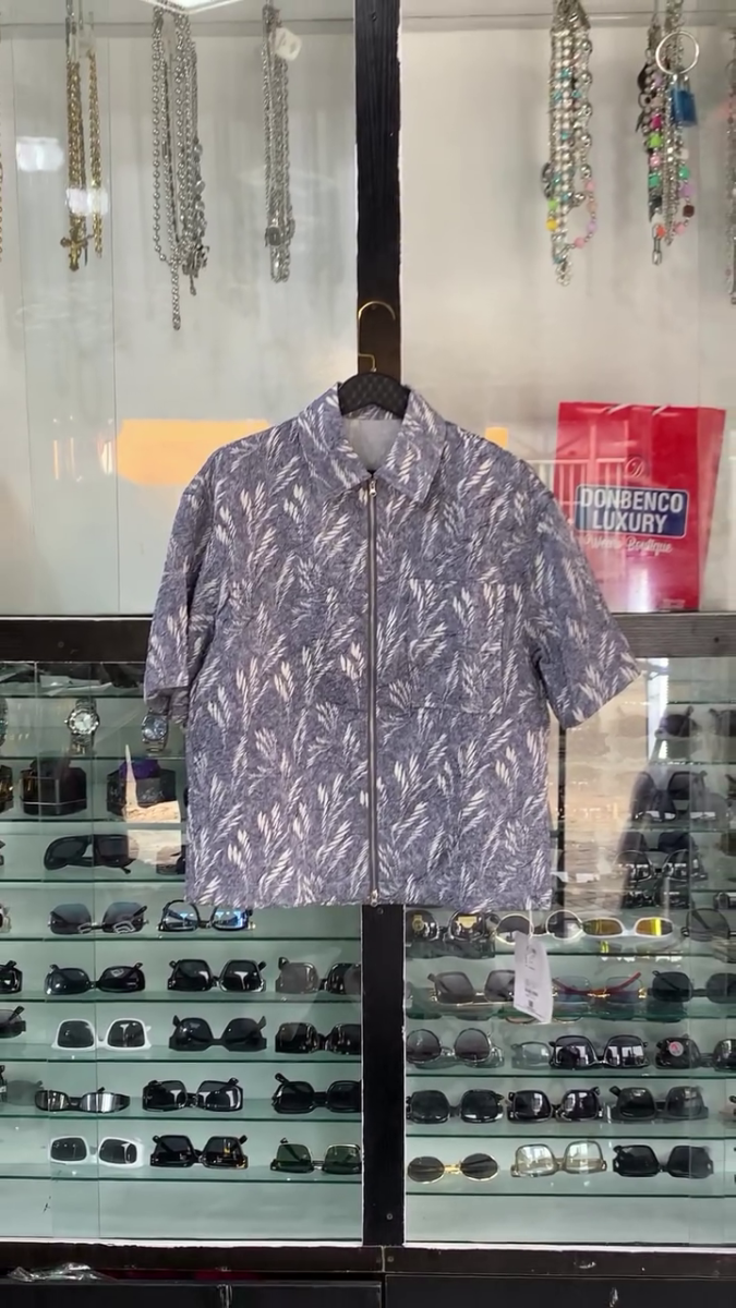 Leaf print men shirt