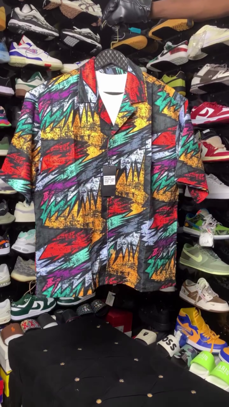 Short-sleeved button-down shirt